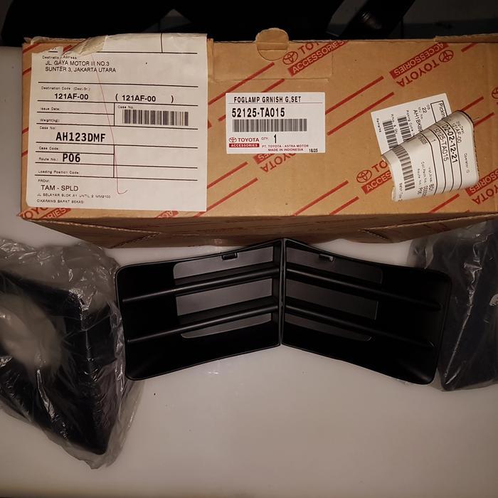 Cover Garnish Bumper Depan Mobil Toyota Avanza Tahun 2008 Code Ris185