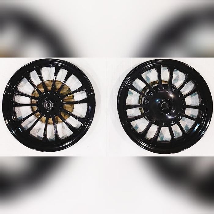 VRossi new scoopy 215 & 250 ring 12 venom series revolve velg scoopy