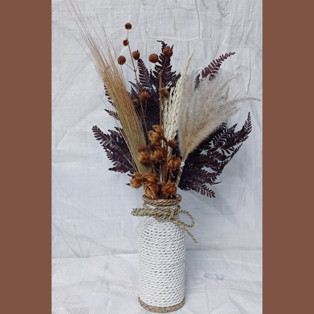 Paket hemat bunga kering aesthetic untuk hiasan meja