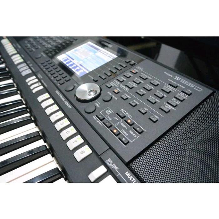 Keyboard Yamaha psr - S950