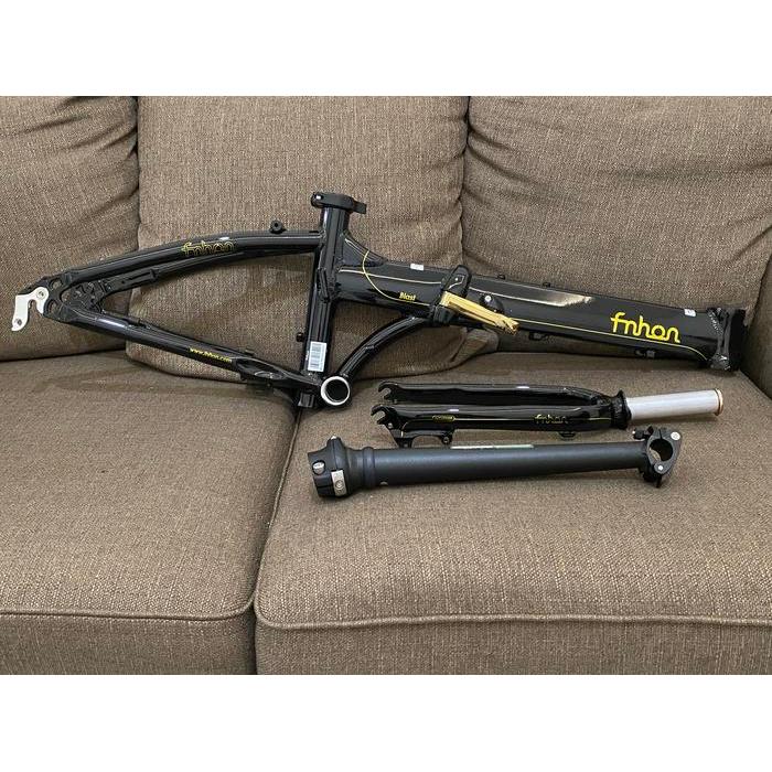 fnhon blast discbrake black gold 20 inch atau 22 inch sepeda lipat
