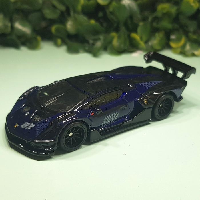 SALE hot wheels lamborghini essenza scv12 diorama