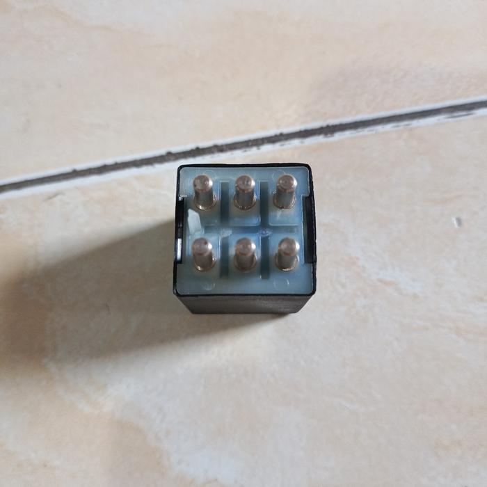 Relay Fan W124 E320(0015427819)