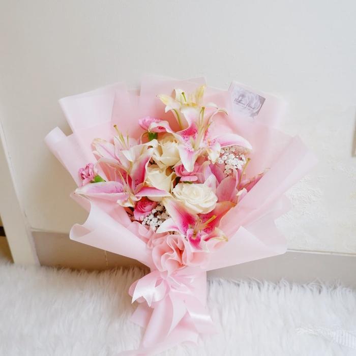 Mini Lily's Garden Bunga Lily Fresh Flower Bunga Asli