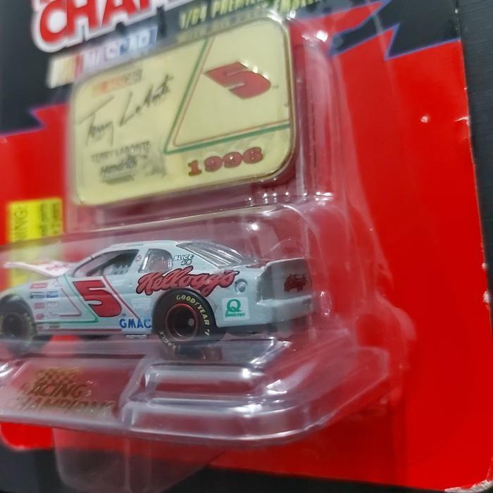 RACING CHAMPIONS 1996 #TERRY LABONTE