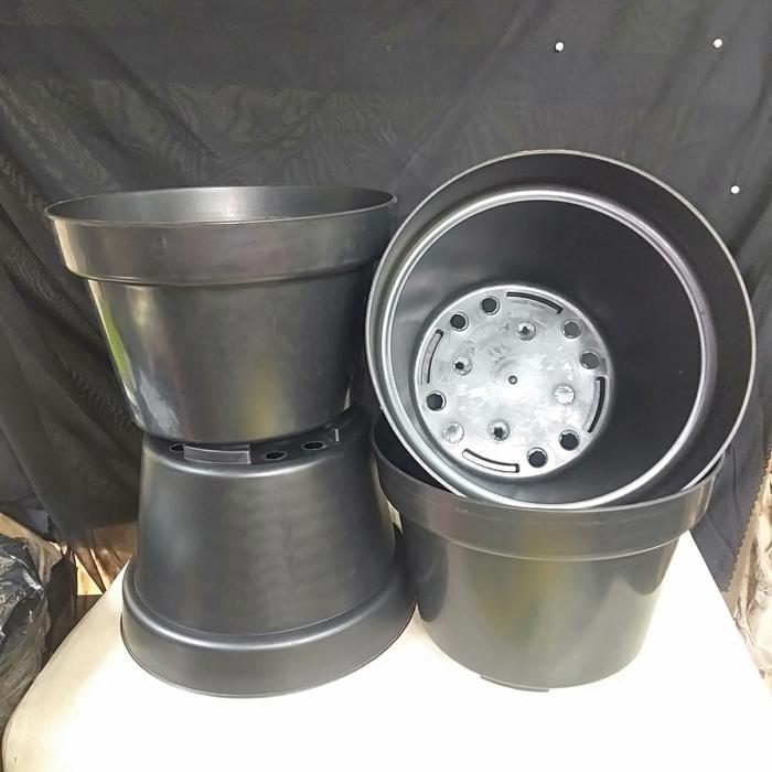 Pot Hitam 35 / Pot Bunga/ Pot Tanaman / Pot Polos