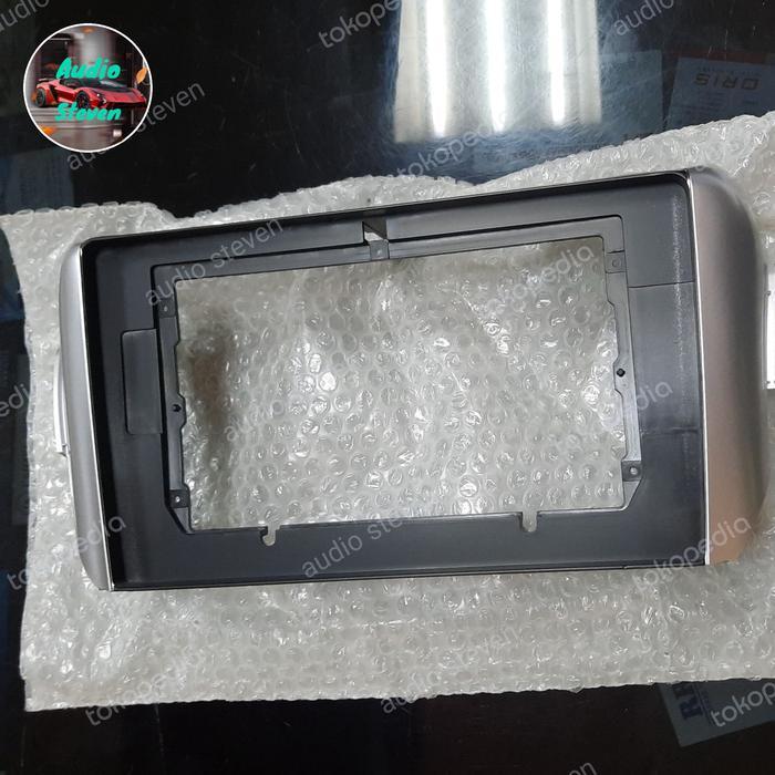 Frame Android Double Din 10 Inch Innova Reborn