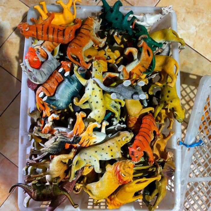 Promo Mainan Figure Hewan & Dinosaurus Random/ Bekas Kiloan Lebih Murah Isi Banyak 18-25 Pcs Layak