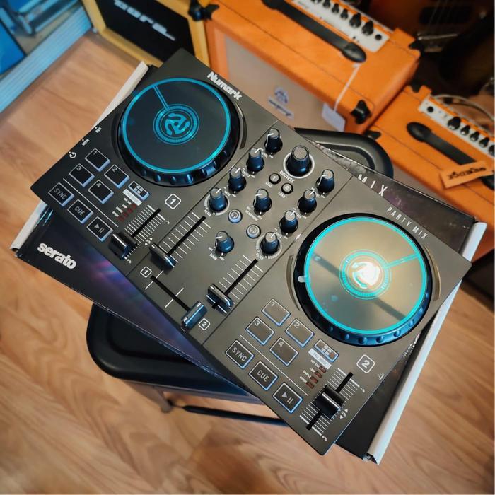 Numark Partymix Dj Controller