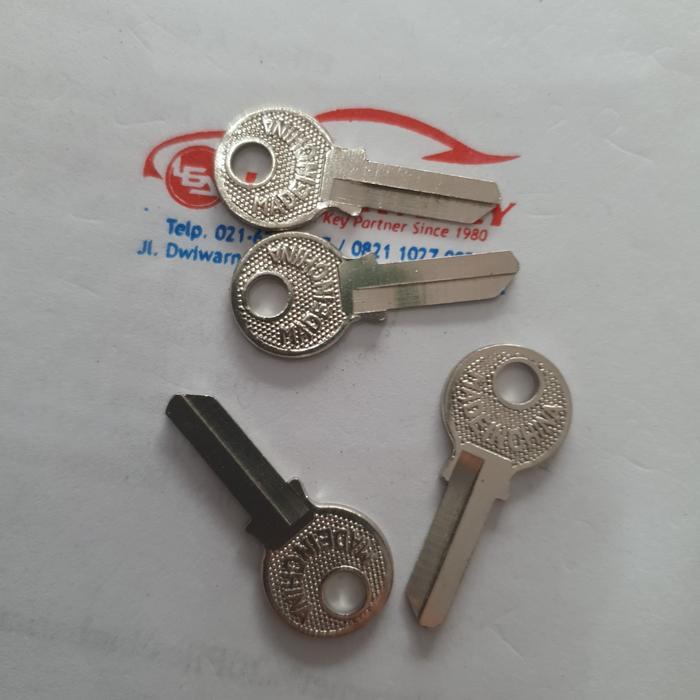 ANAK KUNCI GEMBOK KOPER GEMBOK KECIL GD KANAN