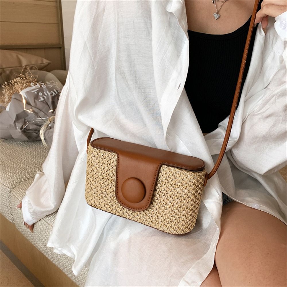 Cute Rattan Shoulder Bag Handmade Braid Bohemian Crossbody Bag Grass Woven Bag Vacation