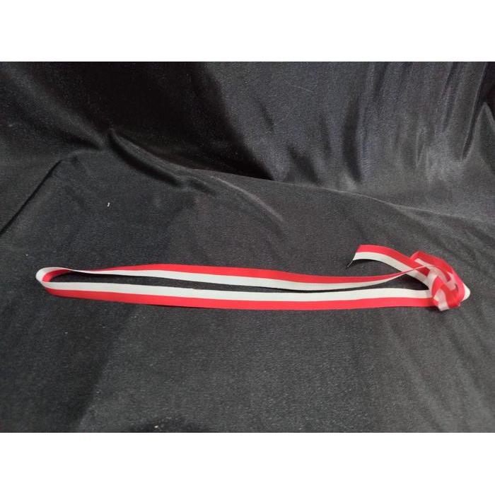 Pita Merah Putih, Tali Merah Putih, Bando Merah Putih