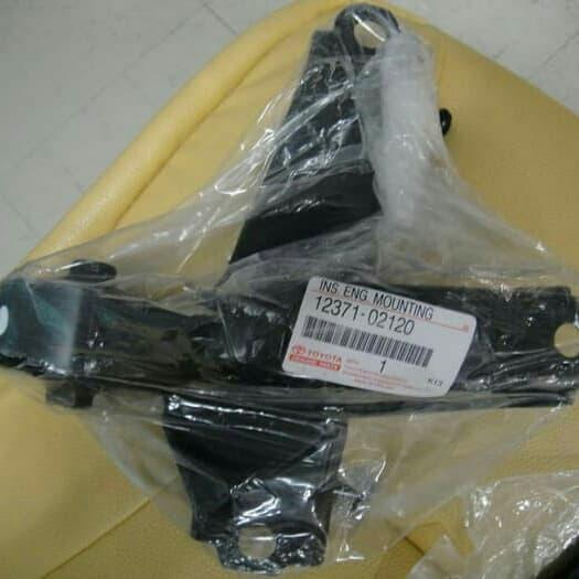 Engine Monting Belakang Soluna Engine Mounting Belakang Soluna Ori newt