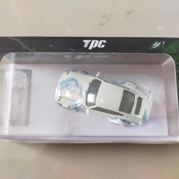 TPC PORSCHE RWB GLOW IN THE DARK