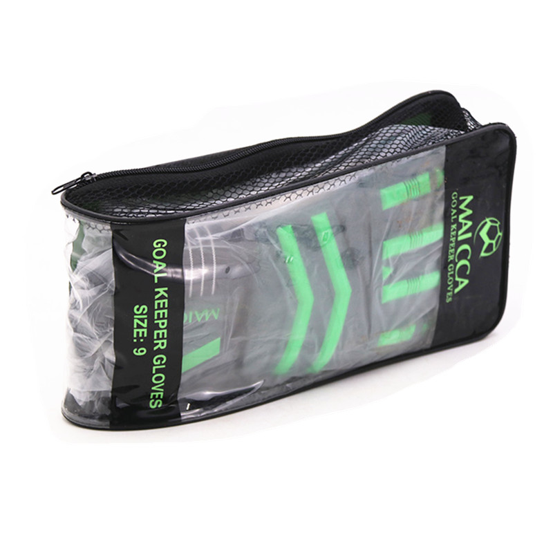 Professional Men Latex Soccer Goalkeeper Gloves Finger Protection Football Goalkeeper Gloves Goalie 