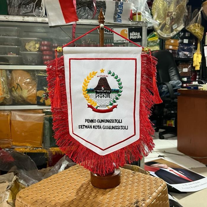 KAYU PALANG VANDEL BENDERA VANDEL MEJA
