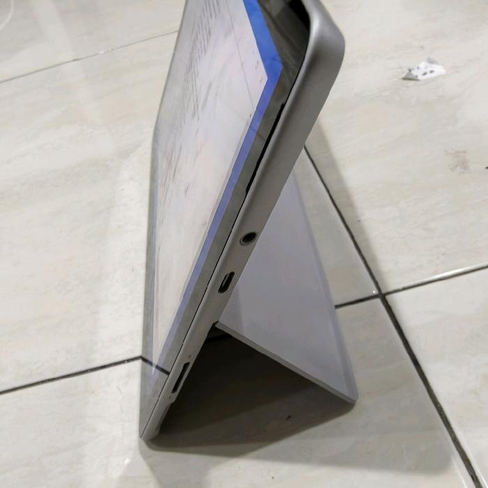 Microsoft surface GO 2 m3-8100Y 8 128GB