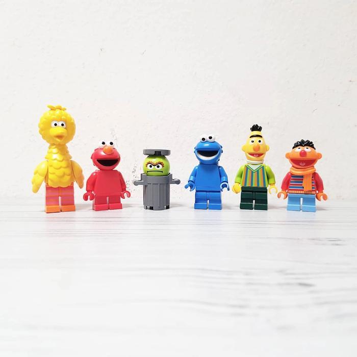 LEGO MINIFIGURES SET OF 6 CHARACTERS SESAME STREET 21324 IDEAS