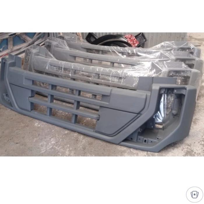 bumper bemper Nissan Quester