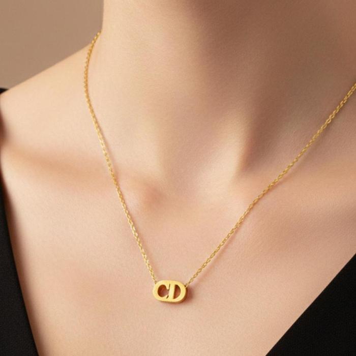 K421 Kalung Model Baru Titanium Wanita Korean 6 Lapis Pelapisan Emas 18KGP Liontin CinDi Anti Karat