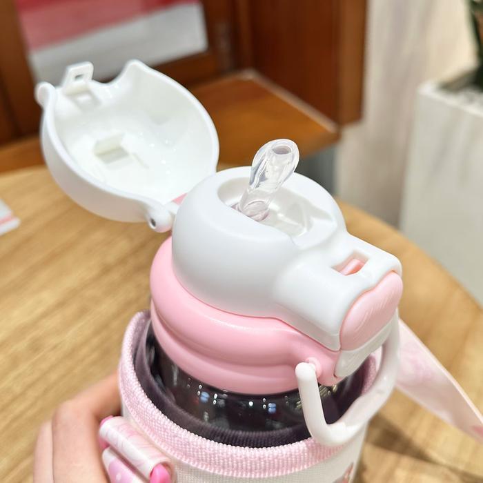 Bt10813 - Botol Minum Anak Karakter Disney 650Ml Dengan Sedotan & Strap Stitch, Mickey, Lotso Model