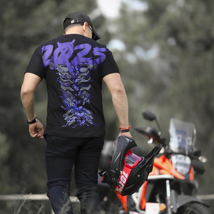 T SHIRT BAJU DISTRO KAOS PRIA ANIME HITAM KECE RACING MOTOR KAOSBOS.ID