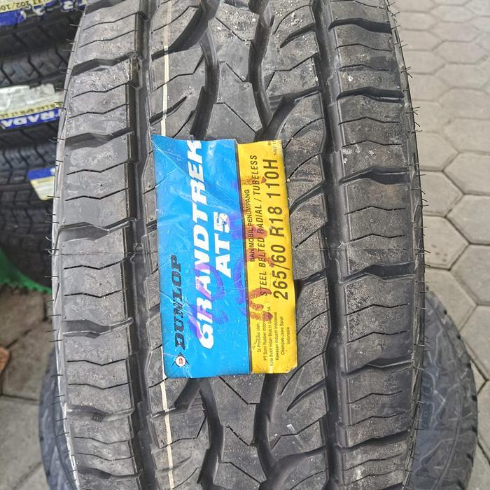 Ban Mobil Dunlop AT5 265/60 R18 Ban Mobil Pajero Fortuner Everest