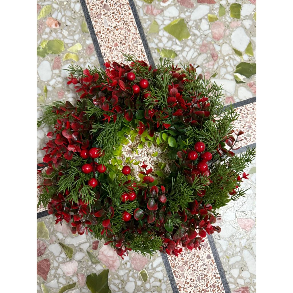 1Pc Artificial Christmas Red Berry Wreath, Front Door, Christmas Wreath Wall, Green Leaf Artificial
