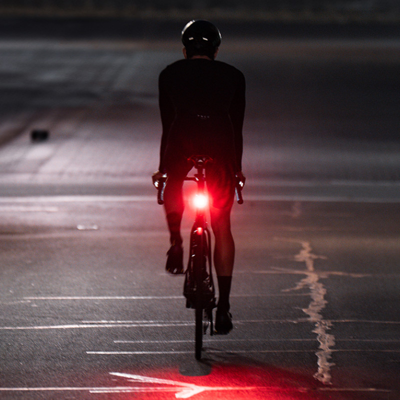 RAVEMEN NT201 Radar Tail Light Smart Rear Radar Taillight Brake Sensing Lamp Compatible with Garmin