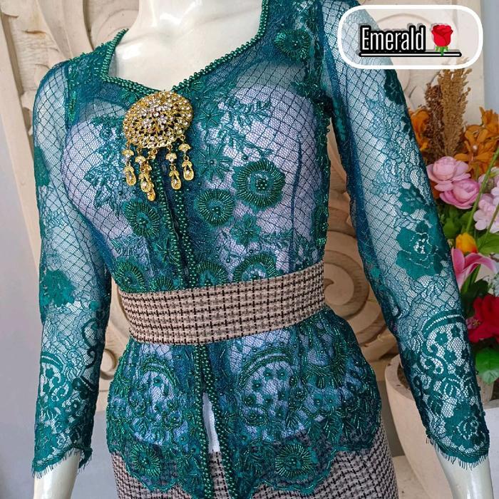 kebaya brokat payet kirana Kain Tille textile