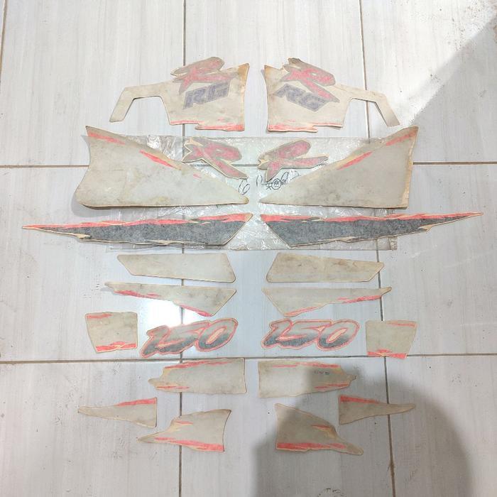 Sticker Stiker Striping Suzuki Rgr Rgr150 Rgr 150 Jumbo Hitam Original