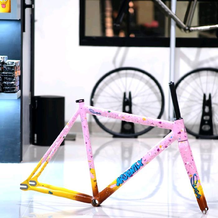 Frameset Ardently Pulse Sugar Terbaru