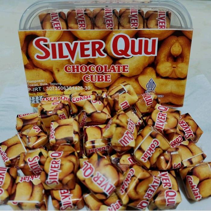 Coklat cube Silverquu bukan Silverqueen 1 box isi 40 pcs