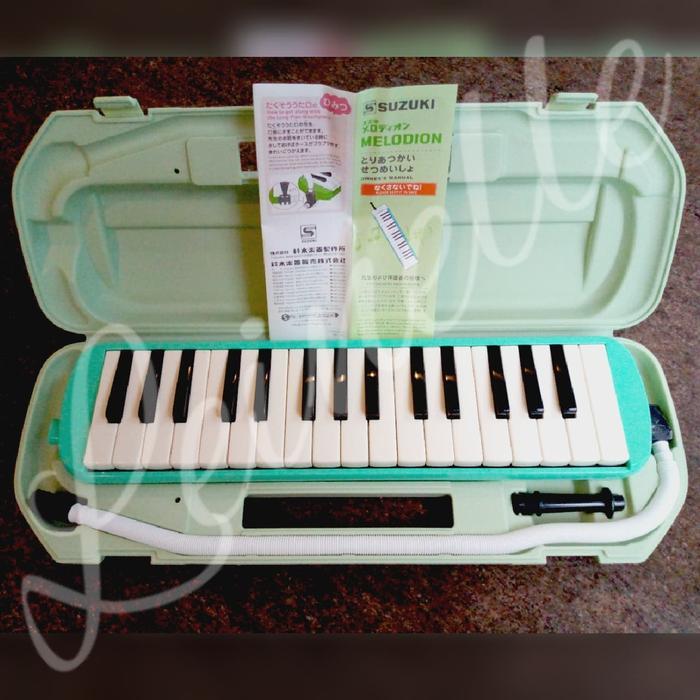Melodion / Pianika Suzuki Mx32D