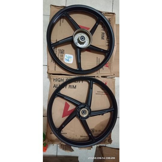 Velg Racing Motor Revo Absolute