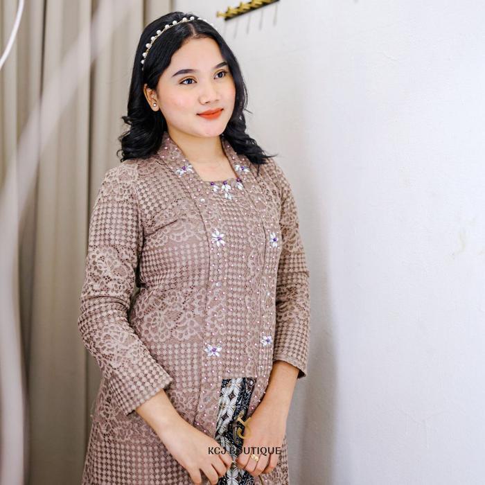 KCJ - Kebaya Kutubaru PUSPA Kombinasi Tile dan Brokat Mewah Daily