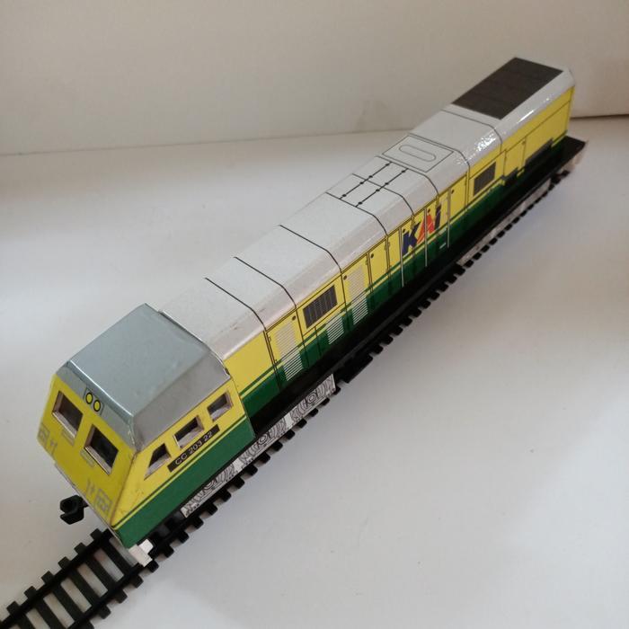 miniatur kereta api Indonesia cc203 22