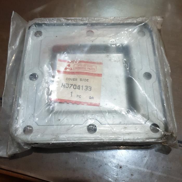 Cover Samping Transfer Case Triton Hdx Md704133