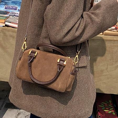 NEW GC 8620 Tas Selempang Kulit Wanita Tas Cewek Retro Sling Bag