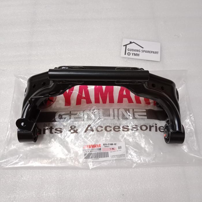 Breket Bracket Engine Mounting Comp Dudukan Mesin Xmax B74-F1400-00