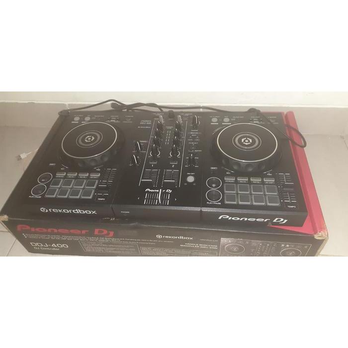 DDJ 400
