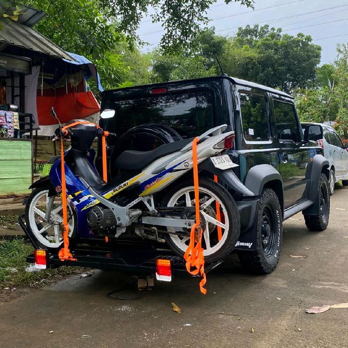 anhang gendong Suzuki Jimny