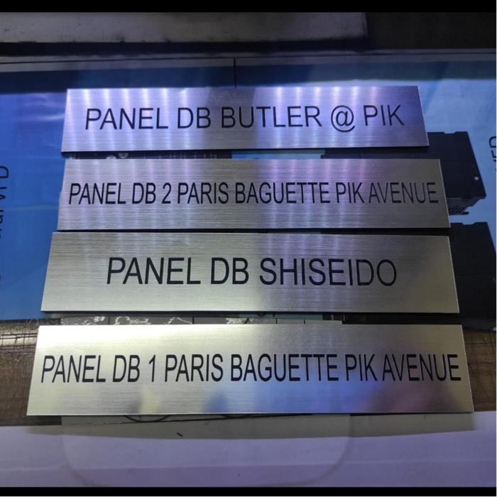 CUCI GUDANG NAMEPLATE PANEL LISTRIK SILVER WARNA ALUMINIUM STAINLESS LASER EKSPRES