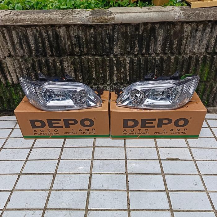 Lampu Depan Headlamp Mitsubishi Lancer Cedia