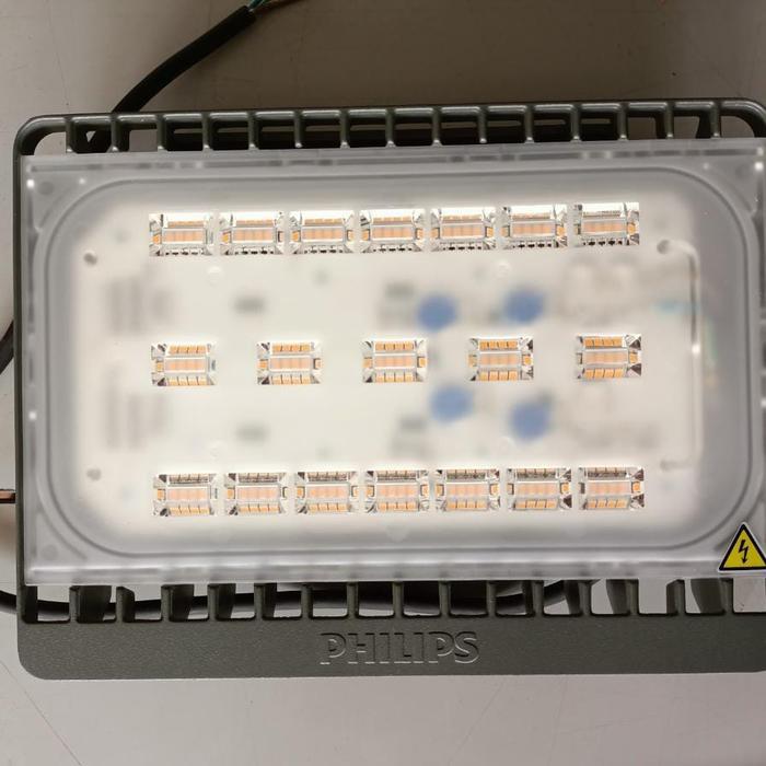 BERKUALITAS Philips Lampu Sorot 50W BVP172 Floodlight LED 50W Watt Kuning BVP 172 Warm White