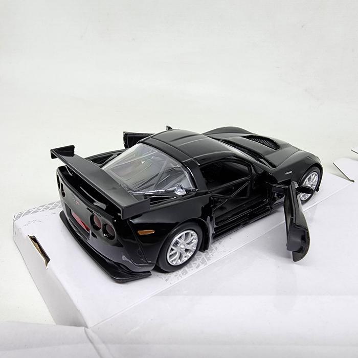 Diecast Chevrolet Corvette C6-R 2010 RMZ City 1:32