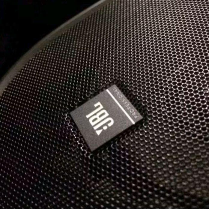 Speaker Bluetooth JBL 104