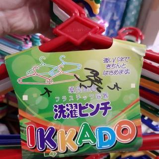 [Isi 12] Gantungan Baju Dewasa Hanger Baju Plastik Premium Anti Slip Tahan Lama Warna Cerah Ikkado