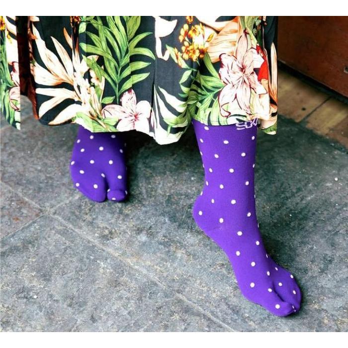 > KAOS KAKI SOKA MOTIF POLKADOT