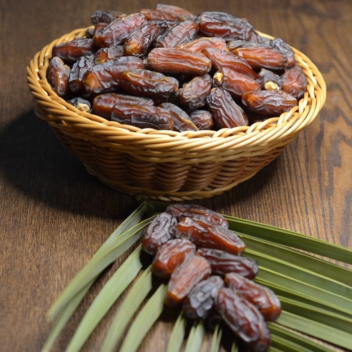 Kurma Susu Mabrum Al Madinah - Mabroom Dates